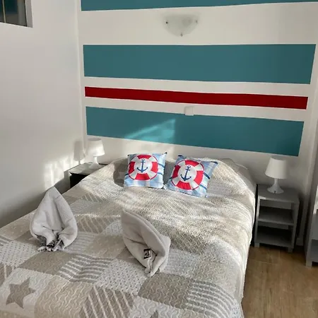 Bed & Breakfast Marinas 3*