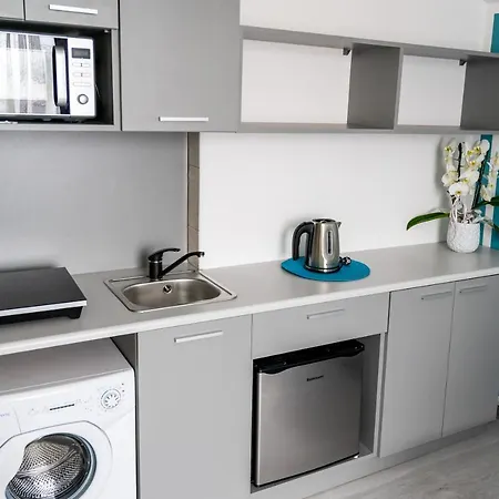 Marinas Oda ve Kahvaltı 3*