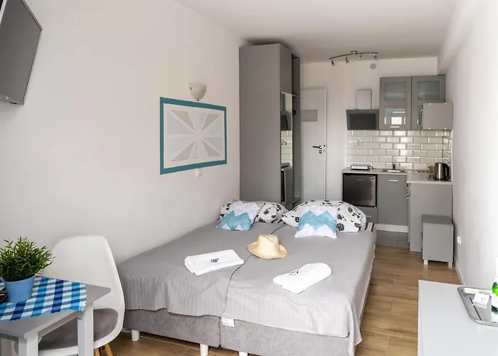 Marinas Bed and Breakfast 3*